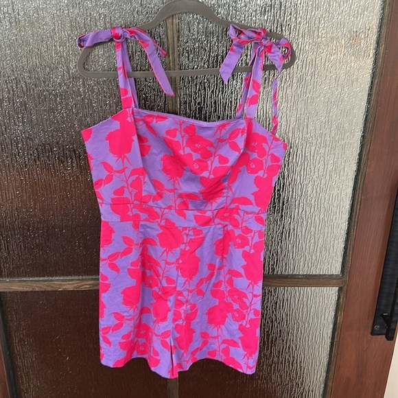 Slate & Willow Slate & Willow
Tie Shoulder Romper size 12. - Picture 4 of 11